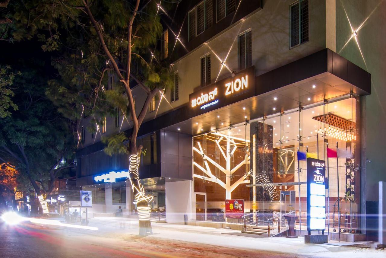 Zion - A Luxurious Hotel Bangalore Exteriör bild
