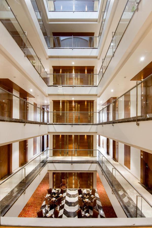 Zion - A Luxurious Hotel Bangalore Exteriör bild